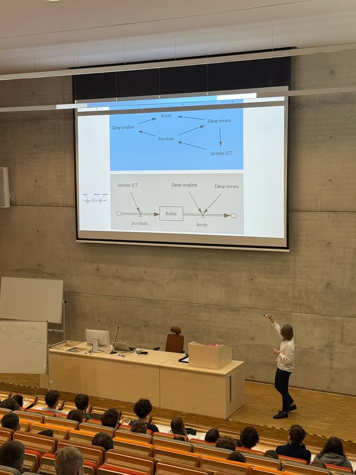 670546524_1596230742506045_6548200983010247871_n