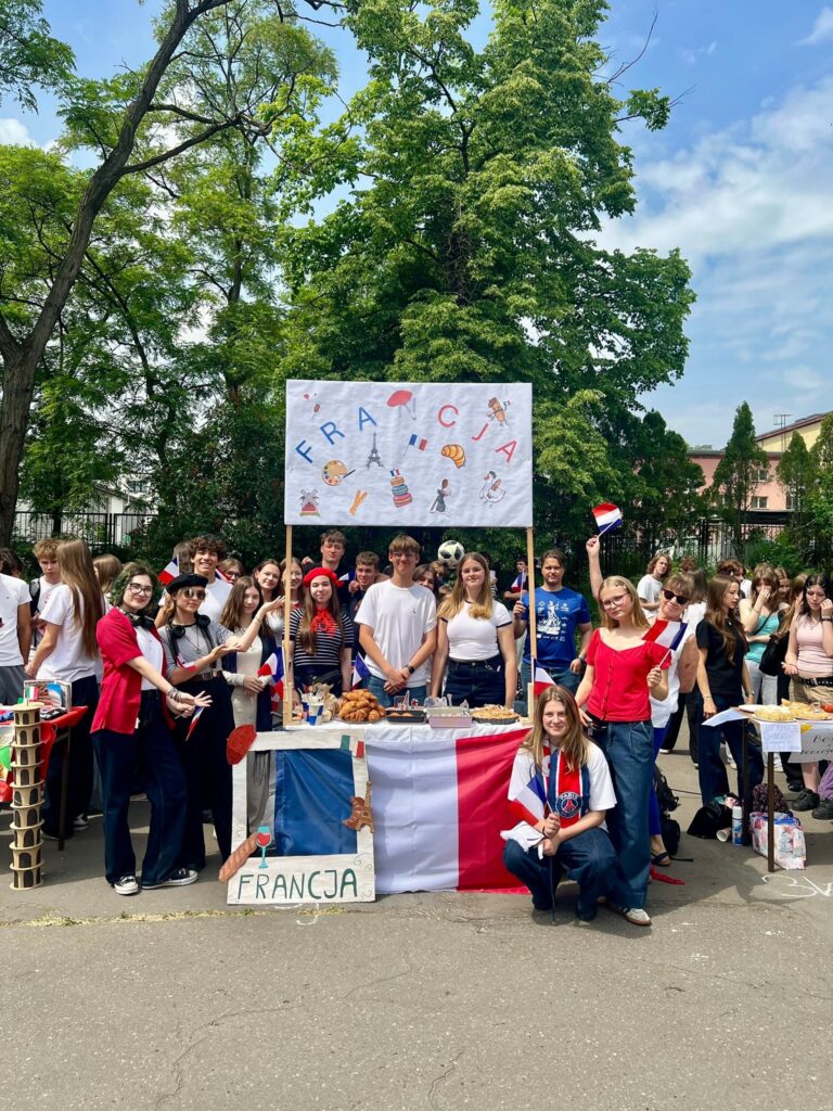 Dzień Europejski W naszej szkole odbył się Dzień Europejski, zorganizowany przez Samorząd…