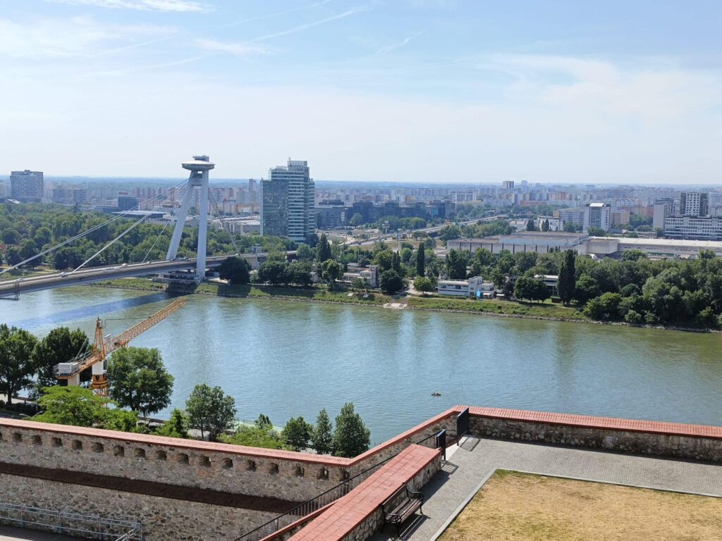 Pozdrawiamy z trasy! Oto krótka fotorelacja z pierwszego dnia wycieczki klas 3d…