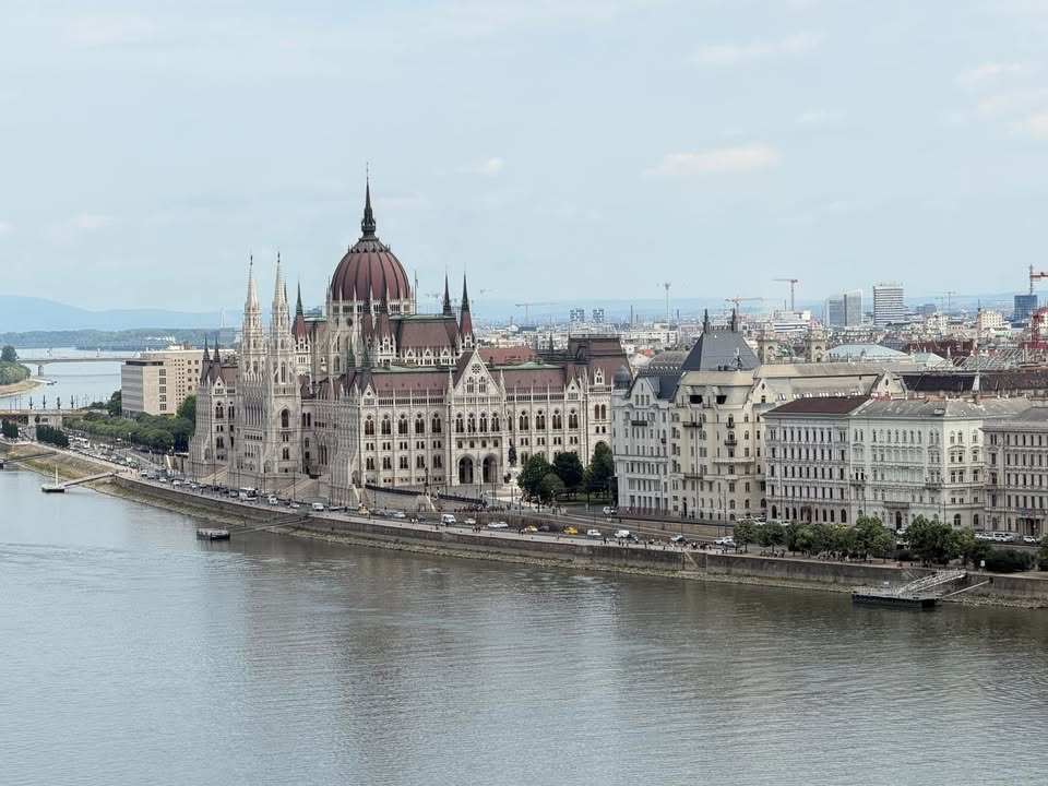 Kolejny przystanek klas 3d i 3k na trasie wycieczki - Trzy stolice…