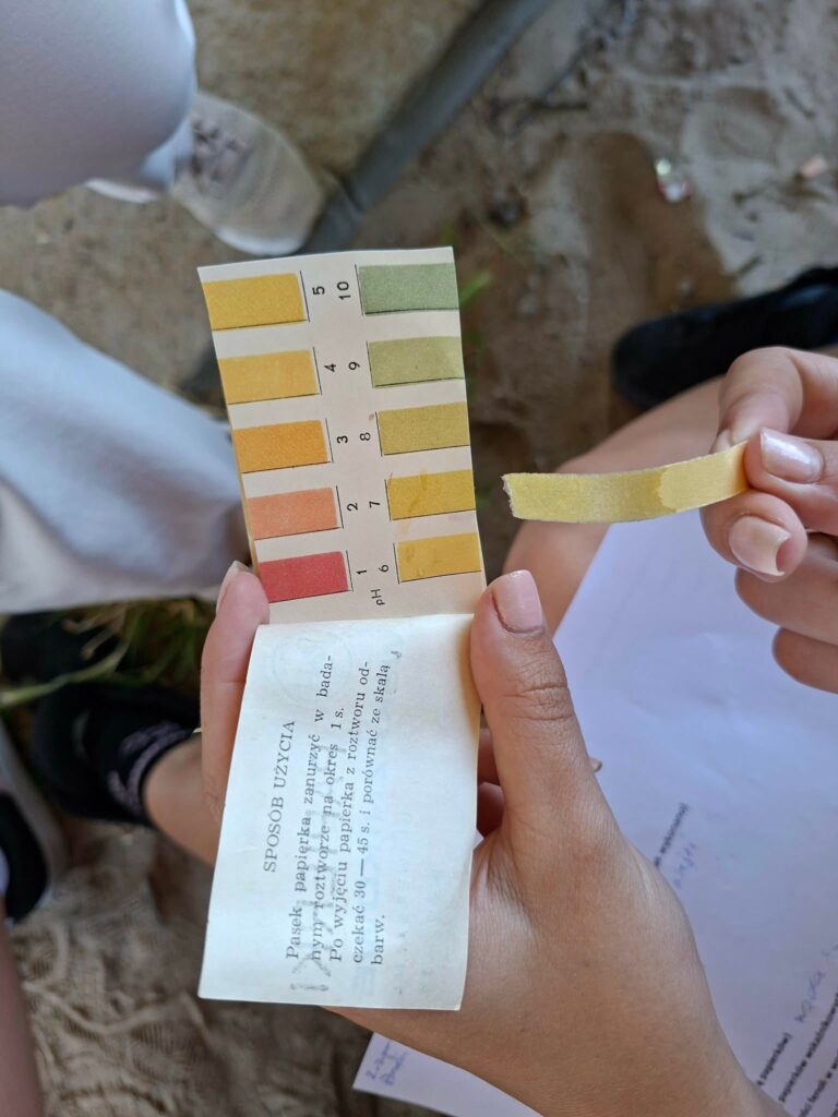 Nauka nie zna wakacji! 🌿🧪 Mimo zbliżającego się końca roku szkolnego, klasy…