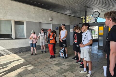 Klasy 2a i 2d uczestniczyły dzisiaj w mini grze mejskiej. Celem było…
