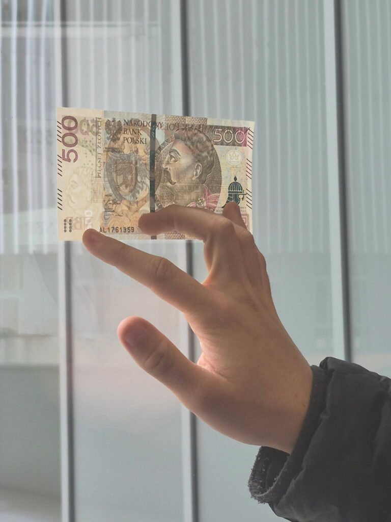 W piątek 18.09 klasa 4D wyruszyła na kampus Morasko. Uczniowie mieli okazję…