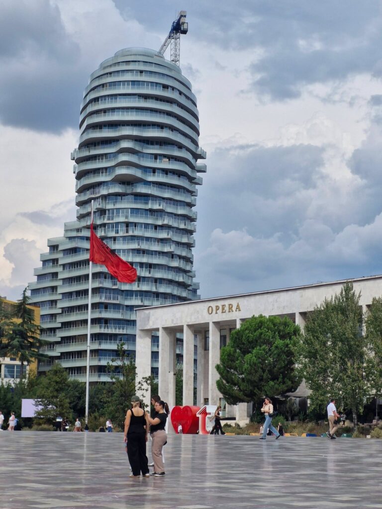 Kruja i Tirana to dwa ważne miejsca w wyjeździe klasy 4b humanistyczno-artystycznej…