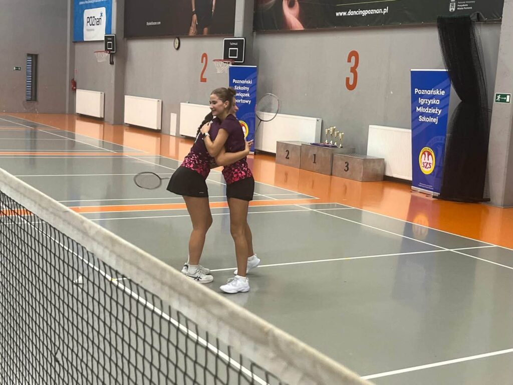 Złoto dla VLO. Nasze badmintonistki Mistrzyniami Miasta Poznania!!! Wielki sukces reprezentacji V…