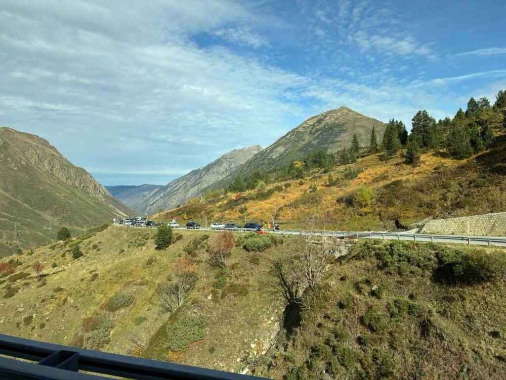 🇪🇸➡️🇦🇩➡️🇫🇷 Tour de Europa od Hiszpanii, przez Andorę, aż do Francji! 🌍…