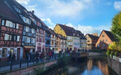 🇲🇫📍Avignon & Colmar Po Carcansonne udaliśmy sie do Awinionu - zabytkowego miasta…