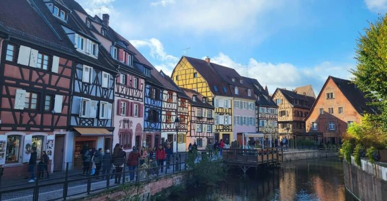 🇲🇫📍Avignon & Colmar Po Carcansonne udaliśmy sie do Awinionu - zabytkowego miasta…